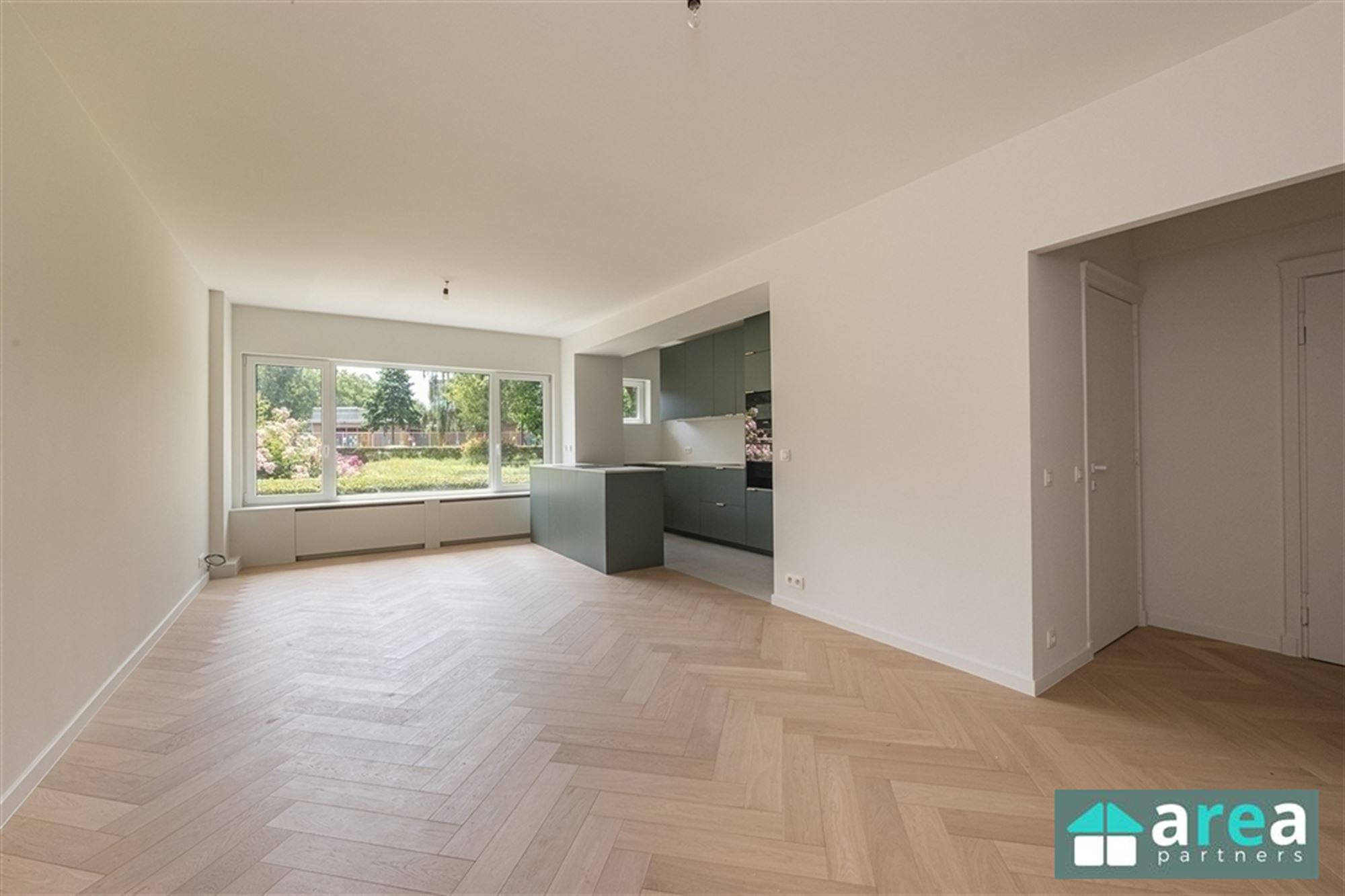 Gerenoveerd gelijkvloers appartement met 2 slpk te Boho! - foto 5