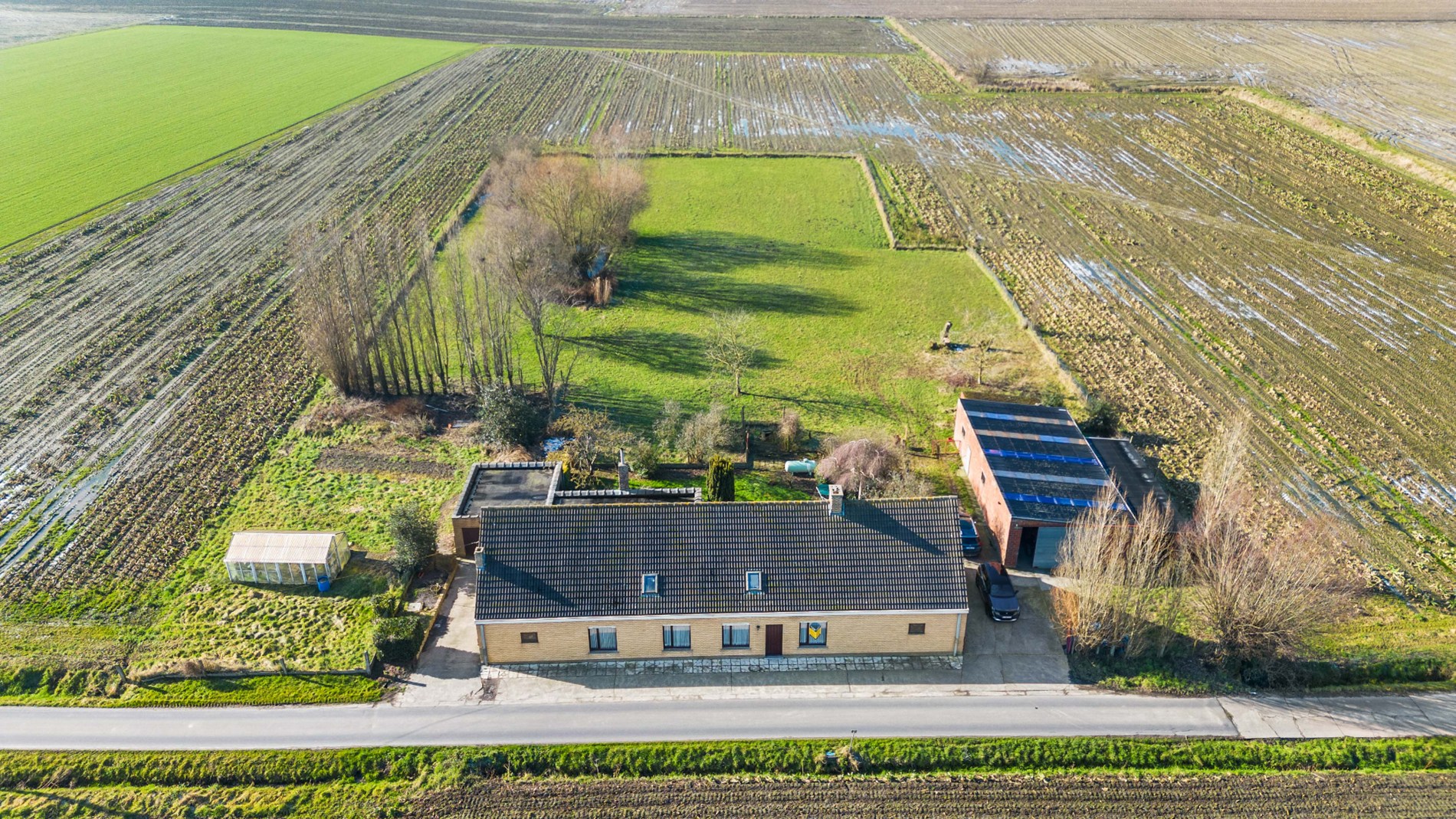 Landelijk gelegen woning met opslagruimte te Torhout - foto 4