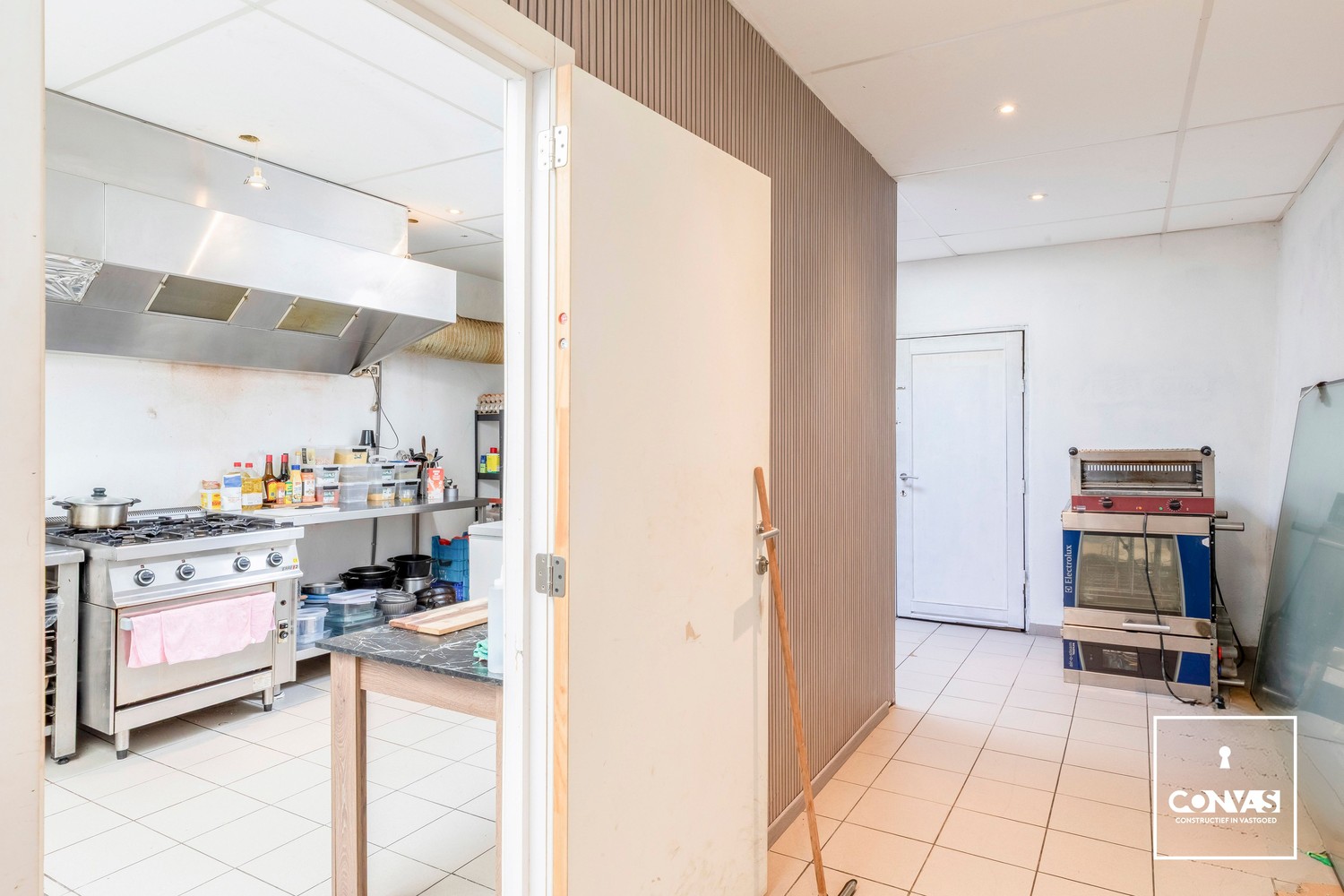 Opbrengsteigendom met woning en horecazaak - photo 5