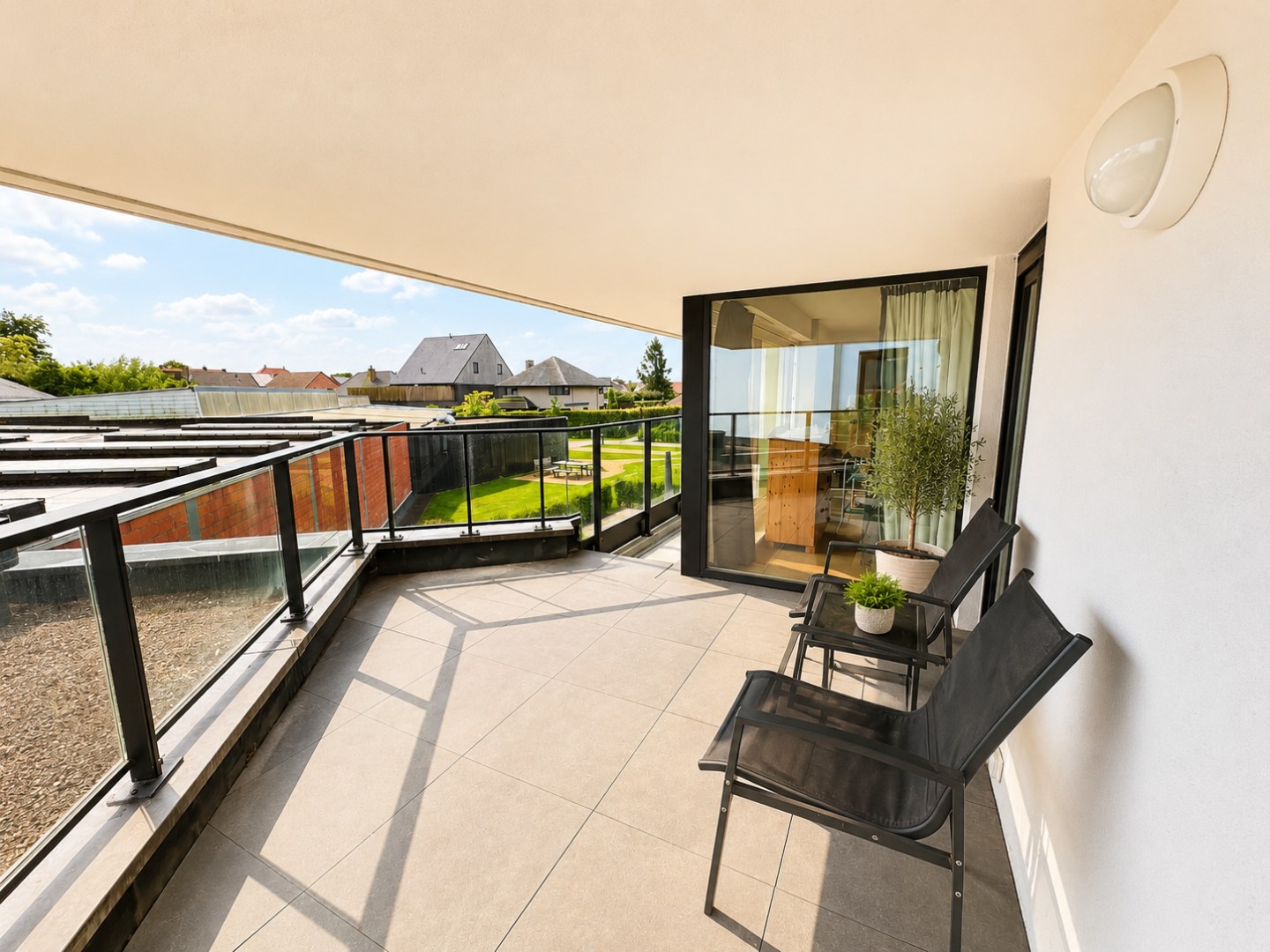 Lichtrijk 2-slp appartement met zonnig terras én garage, Torhout - foto 2