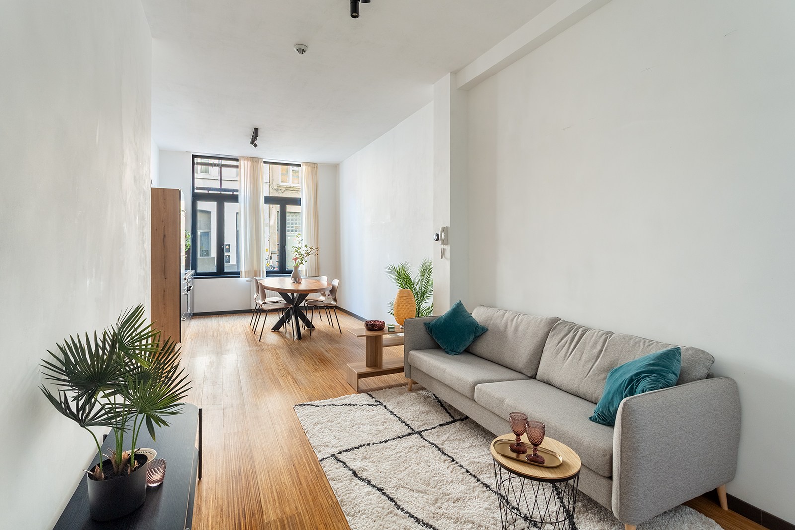 Ruime duplex om de hoek van Park Spoor Noord – Instapklaar én energiezuinig - foto 1