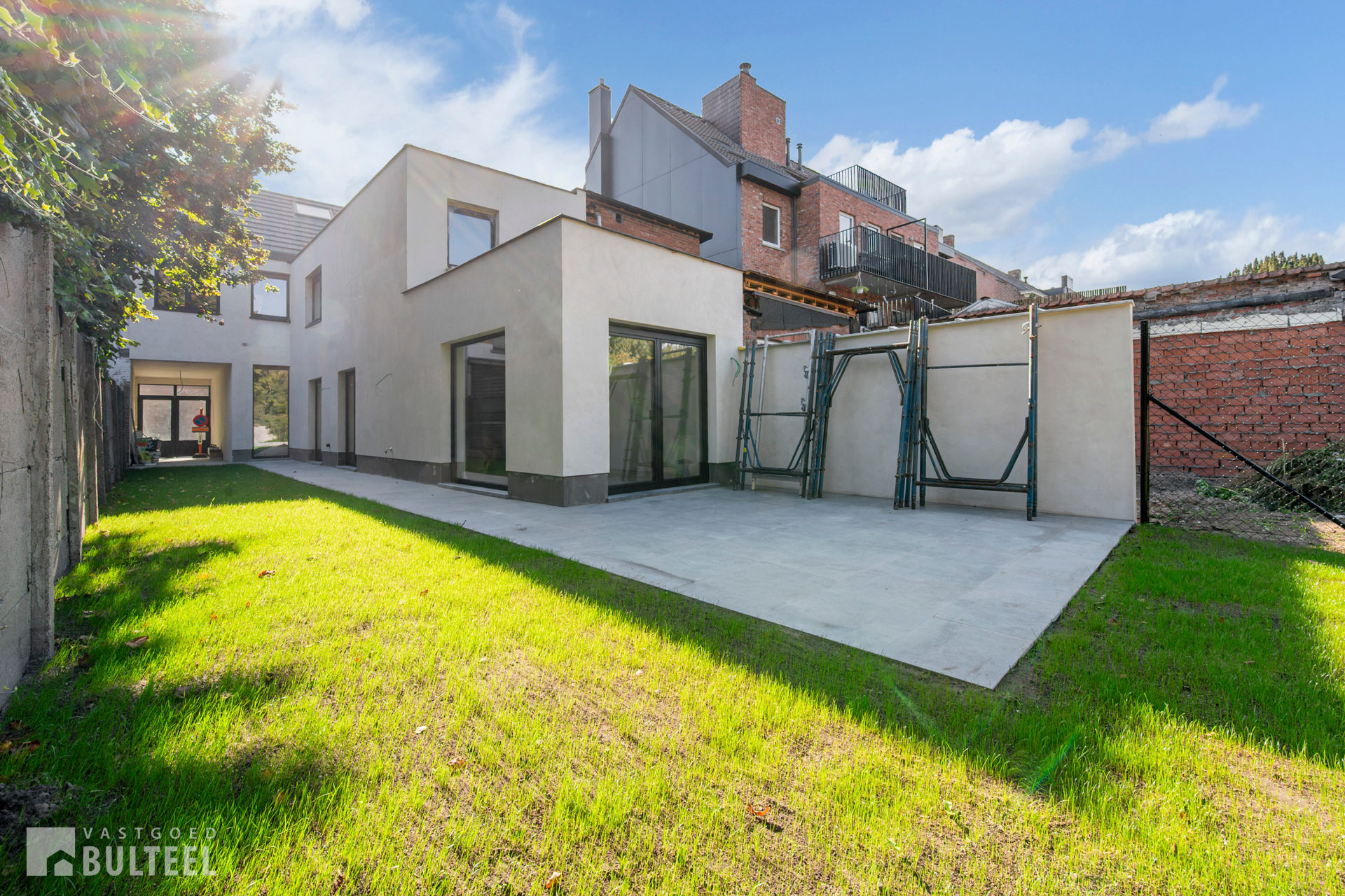 Compleet gerenoveerde woning (label A) met 5 slaapkamers! - foto 2