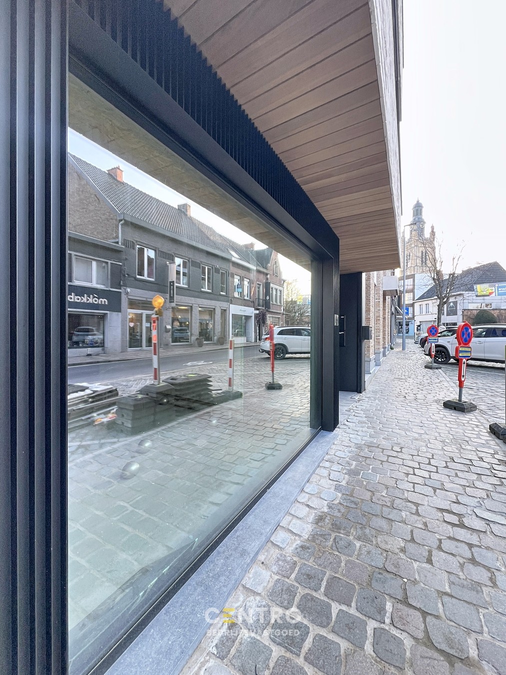 Casco handelsgelijkvloers (± 60m²), verdere afwerking in onderling overleg! - foto 3