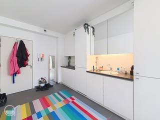 Deze moderne studentenunit is gelegen in de Vlasgaardstraat 60 te Gent, op een centrale en strategische locatie op fietsafstand van verschillende faculteiten van de Universiteit Gent en diverse hogescholen. Dankzij de uitstekende ligging vormt deze unit een interessante opportuniteit voor ouders van studerende kinderen, maar ook voor investeerders die op zoek zijn naar een verhuurinvestering in de Gentse studentenmarkt.<br /><br />Het studentengebouw is praktisch en eigentijds ingericht. De gemeenschappelijke delen beschikken over sanitaire voorzieningen, toiletten, keukens en een fietsenstalling, waardoor de bewoners kunnen genieten van alle nodige faciliteiten binnen het gebouw.<br /><br />De studio wordt momenteel verhuurd aan €490 per maand en biedt hierdoor een onmiddellijke verhuuropbrengst voor de nieuwe eigenaar. De combinatie van de centrale ligging, de nabijheid van onderwijsinstellingen en de huidige verhuur maakt dit een interessante investering in studentenhuisvesting in Gent.<br /><br />Wenst u meer info en/of een bezoek? Contacteer dan Benjamin De Wit of Philippe Claesens (0473970880 / 0474823144 - benjamin@rosseel.be / philippe@rosseel.be).