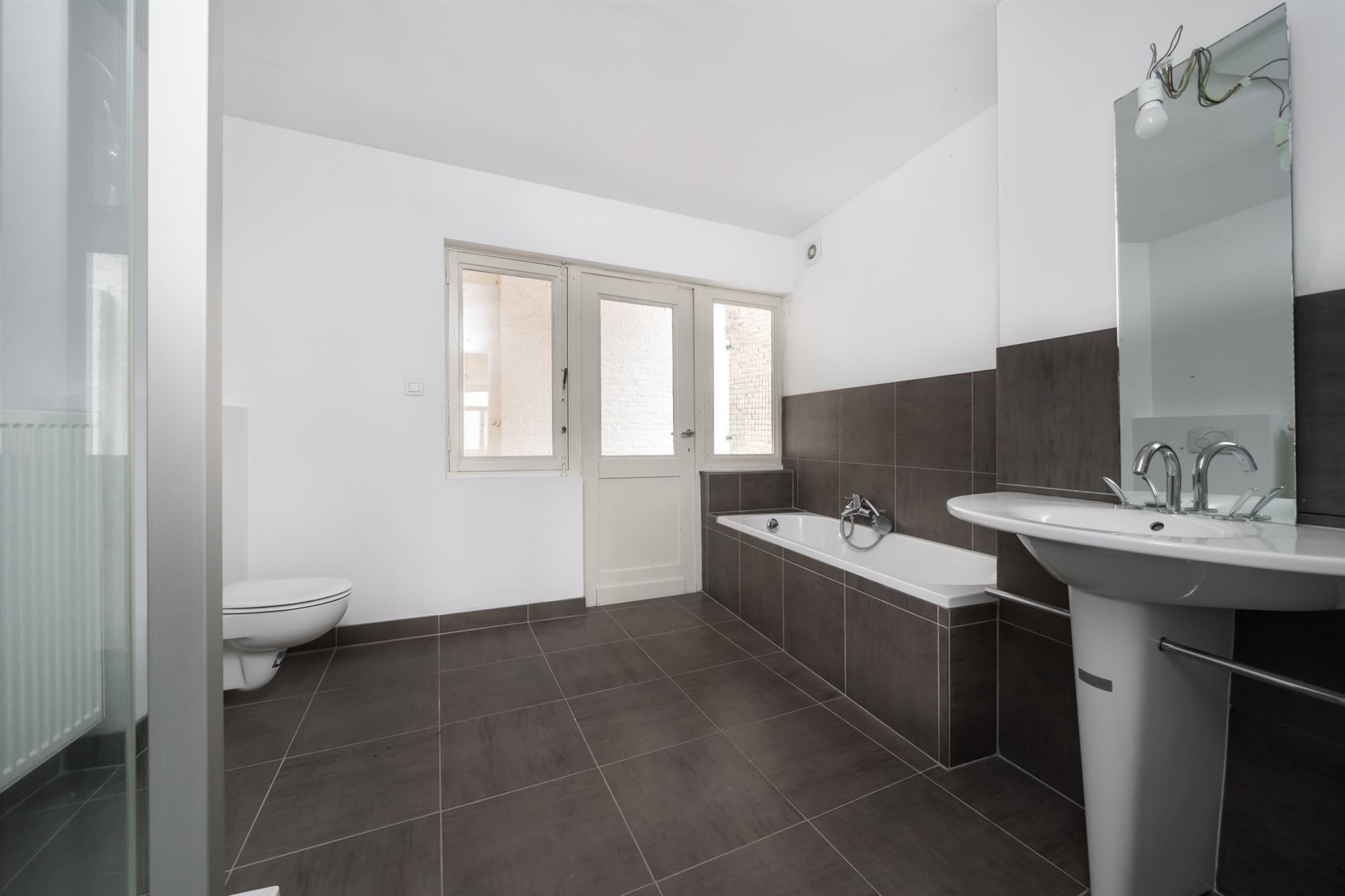 Charmant handelspand in hartje Mechelen! - foto 4