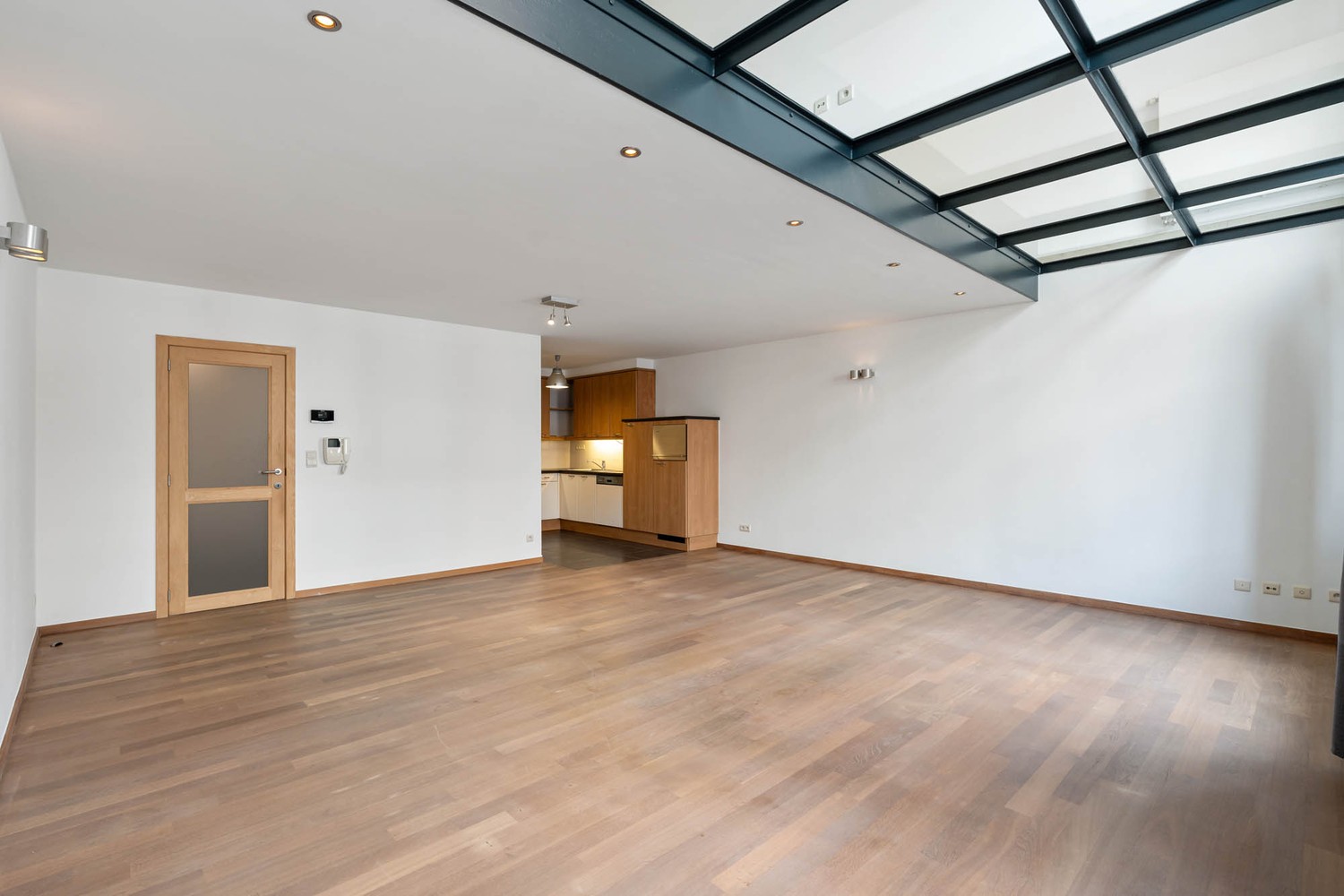 Trendy loft-appartement met 2 slaapkamer in het centrum van Leuven ! - foto 5
