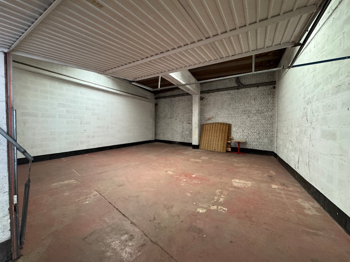 Entrepôt/entrepôt (85 m²) à louer Bruges, Saint-Pierre - photo 2