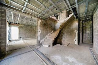 We Invest vous propose ce superbe gros oeuvre fermé, idéalement situé dans un nouveau quartier résidentiel, à 2 pas de centre ville de...