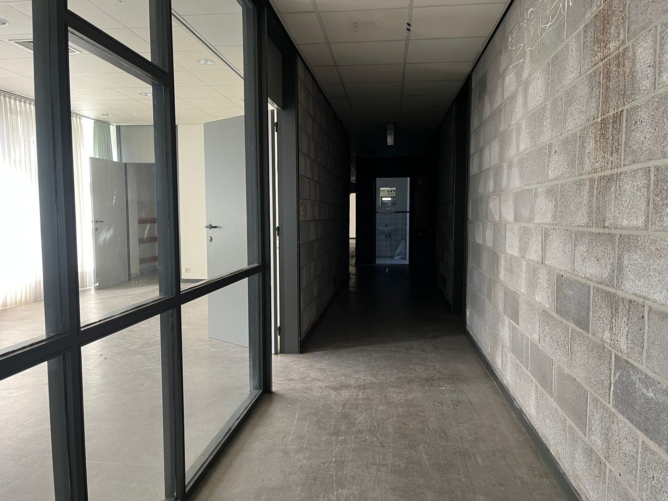 kantoorruimte van ca. 300 m² op de verdieping – Centrum Mol met sterke zichtbaarheid - foto 5