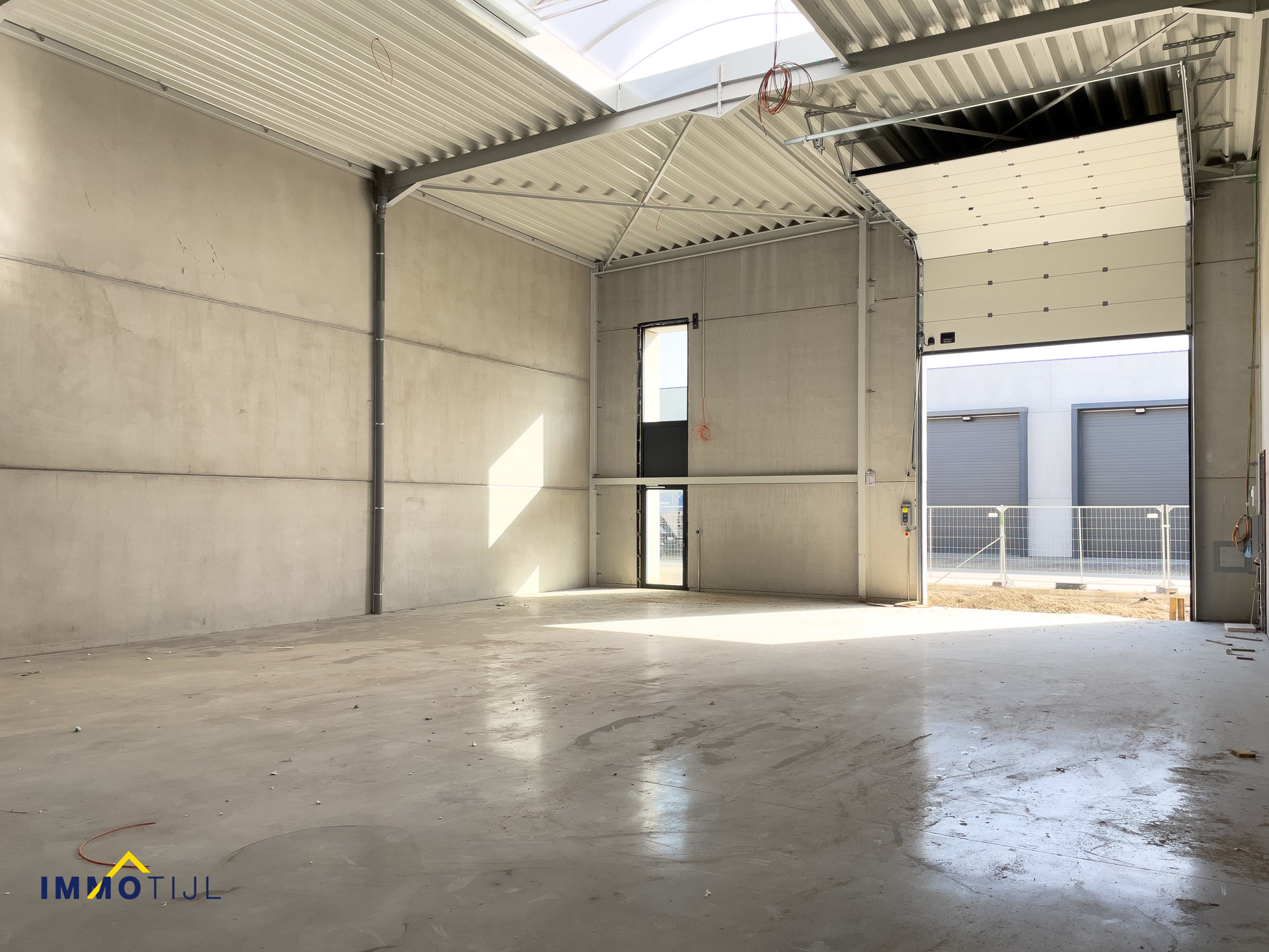 Commercial for rent in Denderleeuw - photo 3