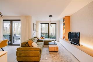 Ontdek dit appartement tijdens de openhuis! Vrijdag 27/06 tussen 14u en 16u! HAMME - Stel u een assistentiewoning voor, vermomd als appartement, met...