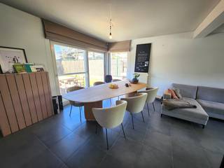 Op zoek naar een rustige en kindvriendelijke woonomgeving? 🌿 Deze charmante woning, gelegen in een doodlopende straat in Waregem, biedt u...