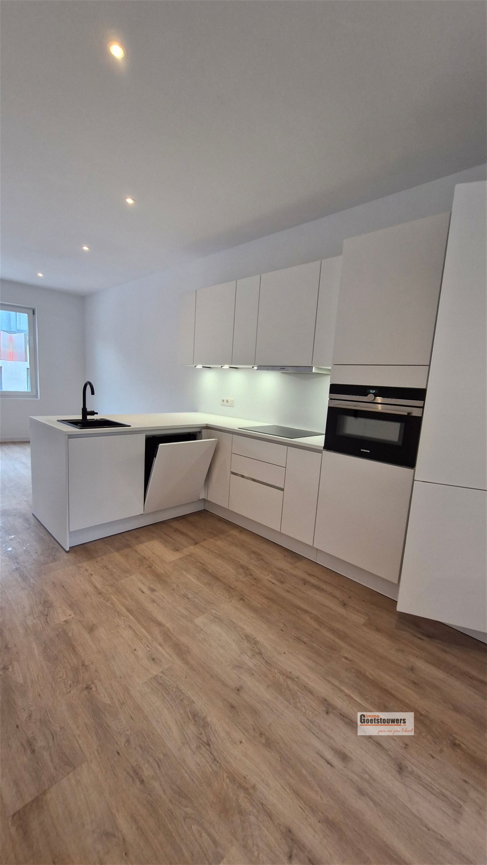 Appartement op de 2de verdieping met 1 slaapkamer - foto 3