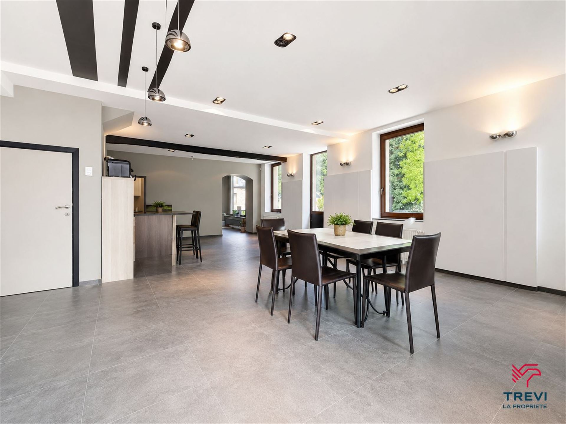 Commercieel te koop in Thuin met 3 slaapkamers - foto 2