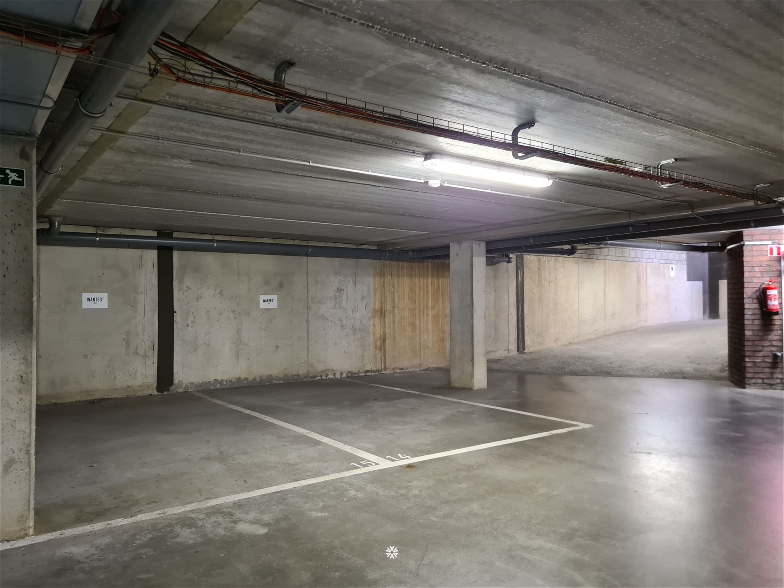 Location de places de parking souterrain - photo 2