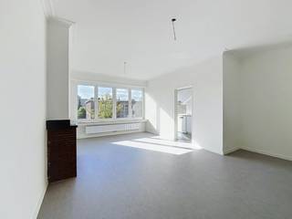 Layout:<br />- entrance hall with built-in closet<br />- open dining and living space<br />- kitchen<br />- separate toilet<br />- bedroom 1<br />- terrace<br />- bathroom with washbasin and shower<br />- bedroom 2<br />- storage on the ground floor with washing machine and dryer connection<br />- half a garage as a bicycle shed<br /><br />Extra benefits:<br />- small-scale building<br />- green and quiet environment<br />- dead end street<br />- good mobile score: 8.9/10<br /><br />The fixed costs are 200 euro per month for water, heating and common costs.<br /><br />The apartment will be available from November 1, 2026.<br /><br />Are you interested in this apartment for rent in Wilrijk?<br />Do not hesitate to submit a visit request via our website via the red bar provided there.<br /><br />Do you also want to sell or rent your property? We are happy to help you out. Always at your service to help you with all your questions about real estate.