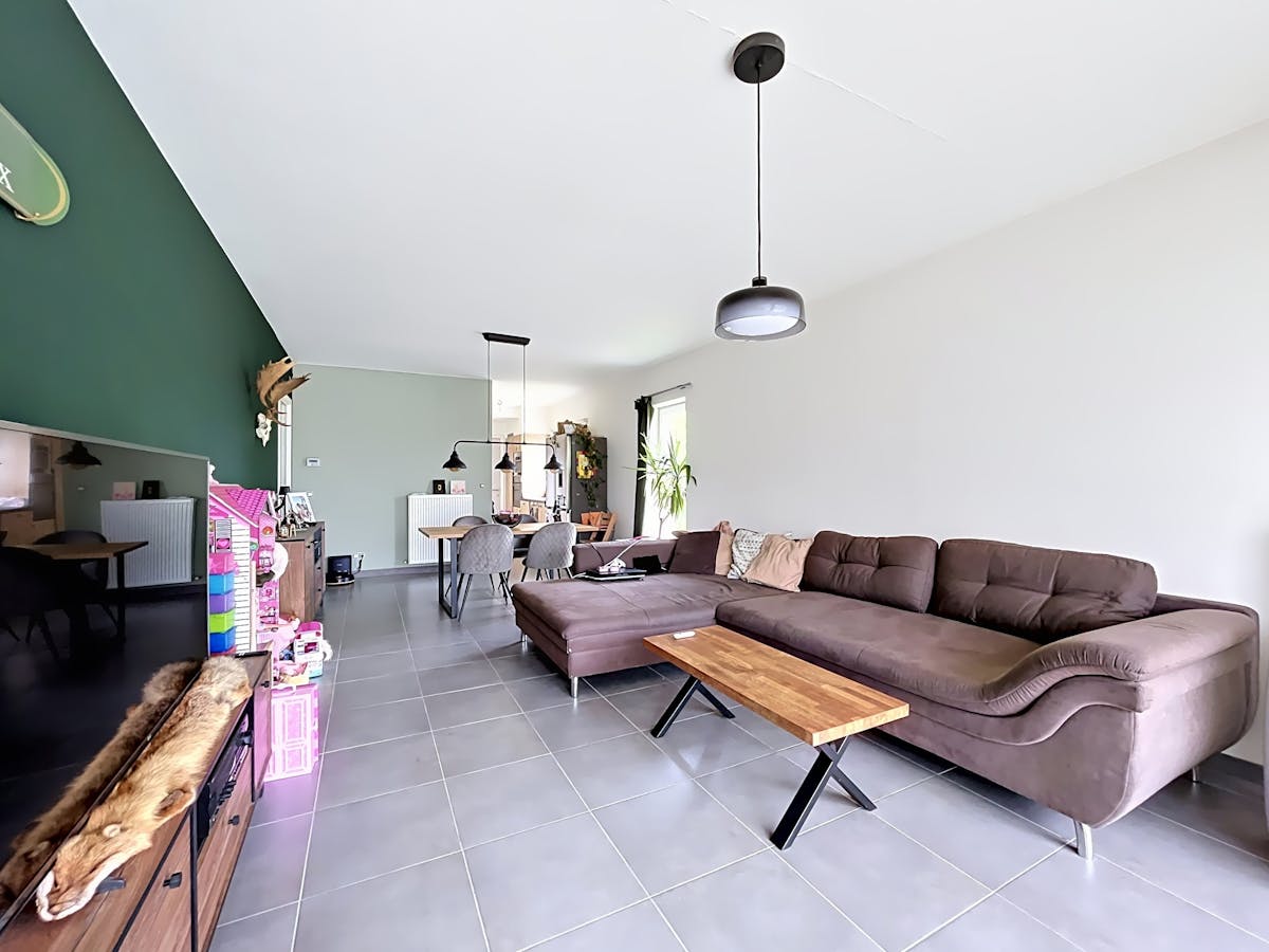 Gunstig gelegen tweeslaapkamer appartement met 2 terrassen - foto 4