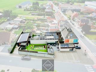 Benaderende OPPERVLAKTEN:Constructie - bewoonbare oppervlakten: 579 m²GrondoppervlakteTotale grondoppervlakte: 1.027 m² Aantal parkeerplaatsen:...