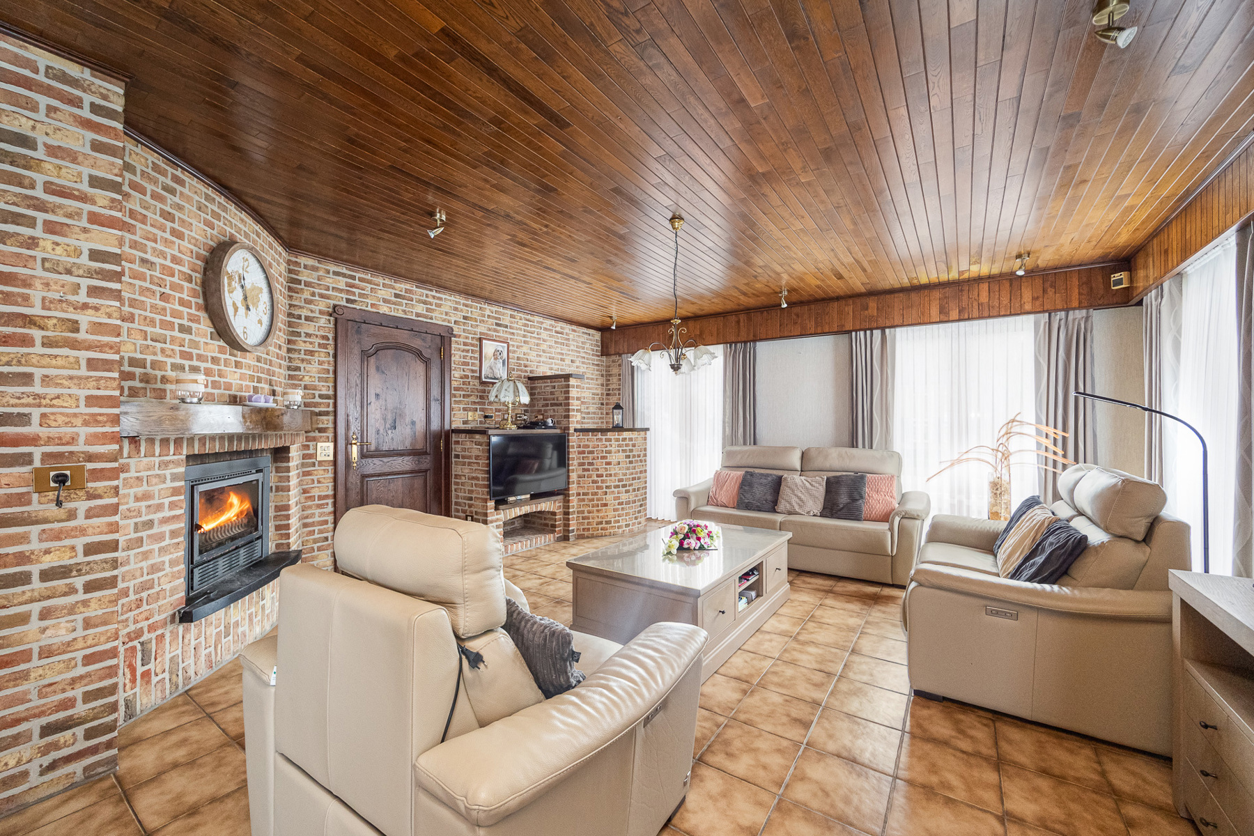 Ruime gezinswoning op 14a38ca in Meerhout - foto 2