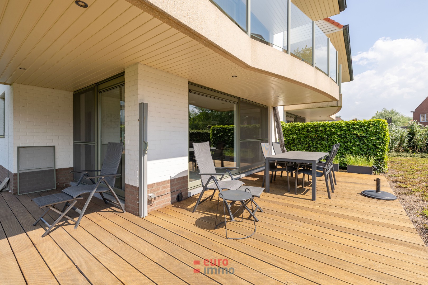 Magnifique appartement d’angle avec terrasse ensoleillée! - photo 1