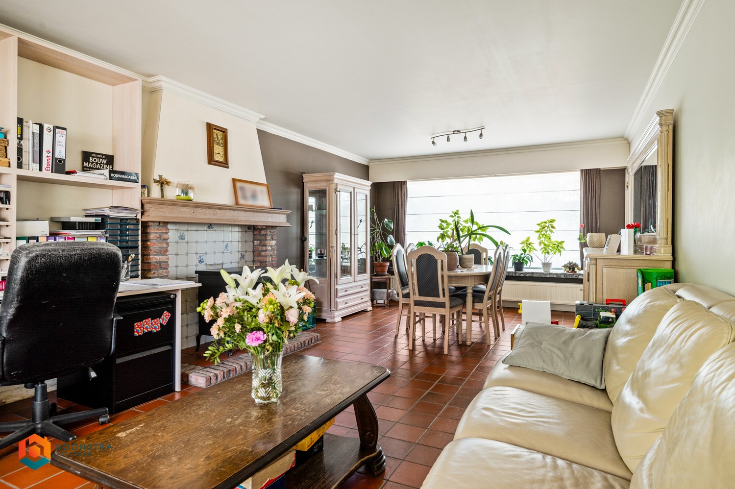Vrijstaand wonen en werken met werkplaats/magazijn van 354 m² op toplocatie nabij R6 en E19 - foto 5