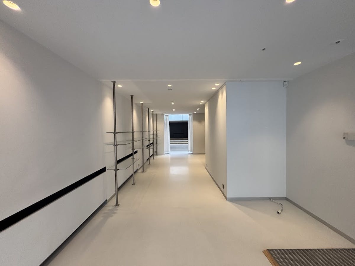 Modern handelspand / boetiek te huur in Kortrijk! - foto 5