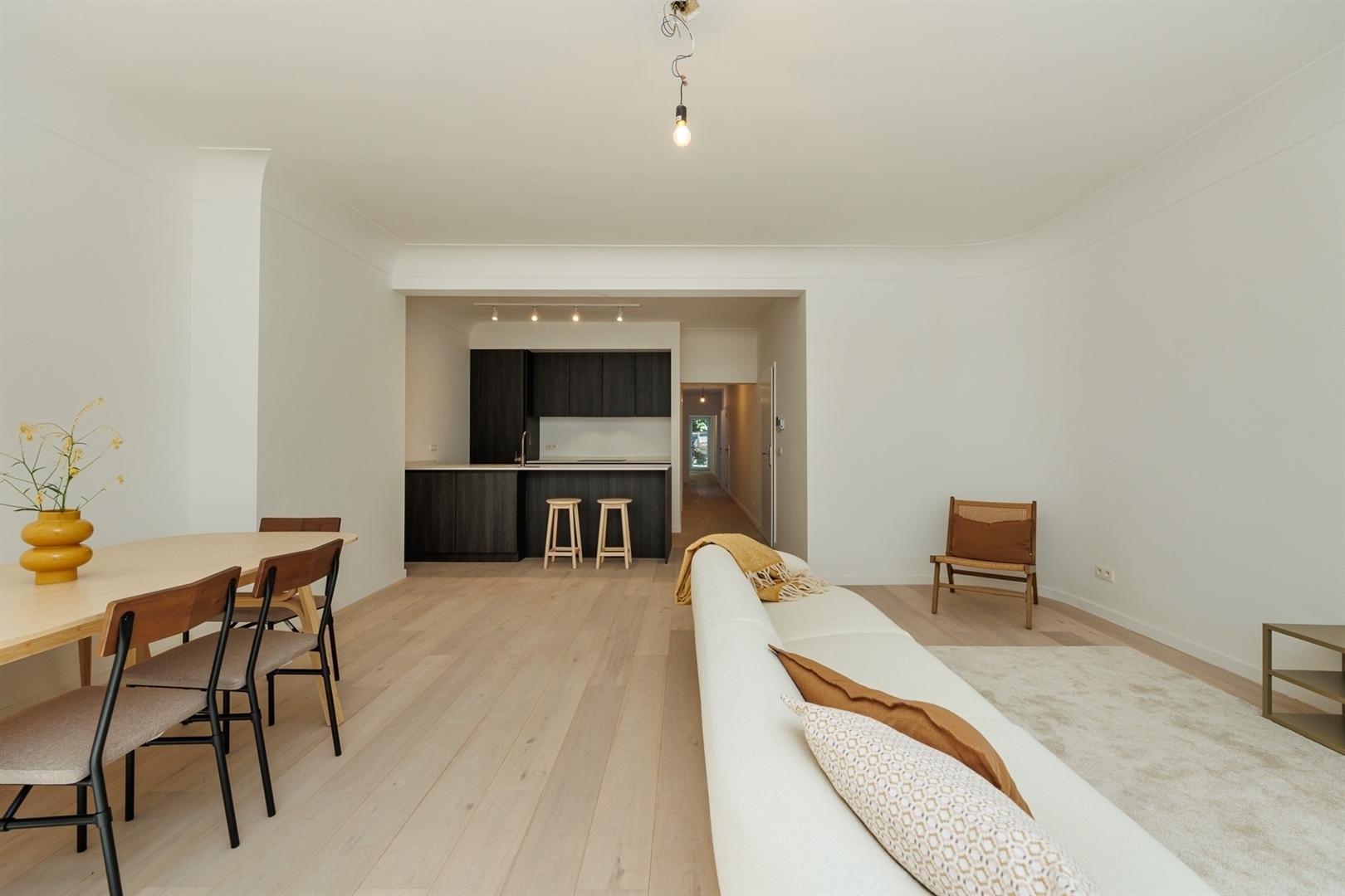 Quartier Markgrave ∣ Appartement rénové de plain-pied comprenant 3 chambres et un grand jardin urbain ensoleillé - photo 4