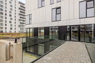 Deze moderne én instapklare kantoorruimte is gelegen op een uitzonderlijke locatie te Temse en combineert uitstraling, comfort en functionaliteit...