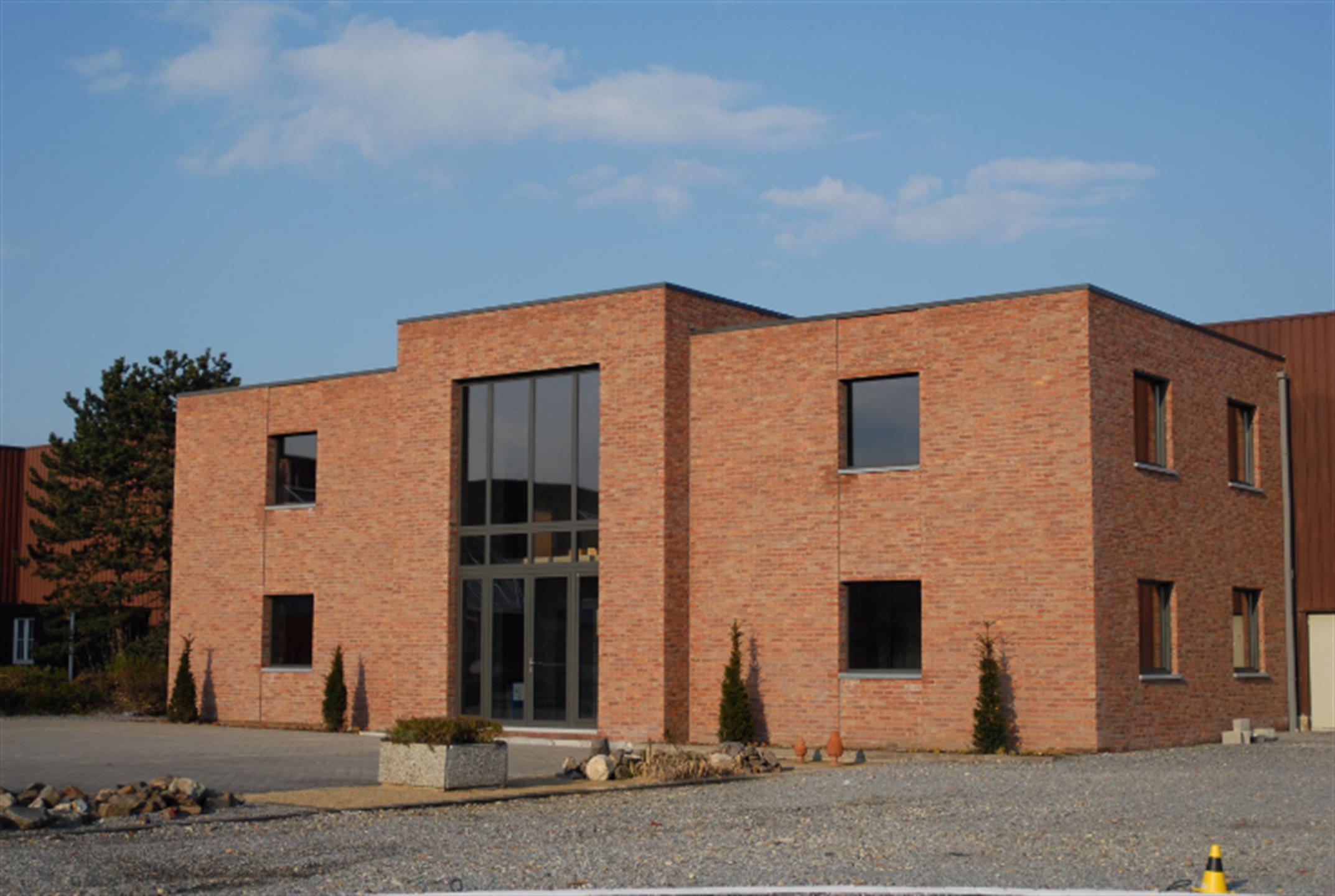 Commercial à louer à Houthalen-Helchteren - photo 1