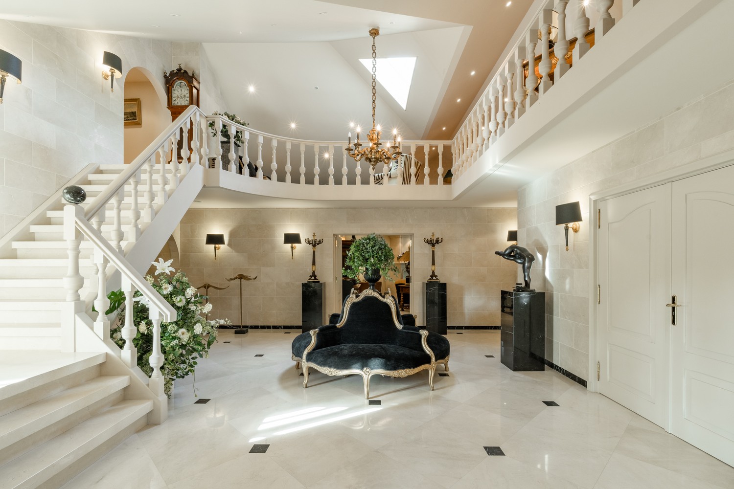 Prachtige villa op een uitzonderlijk domein van 20600m² - foto 2