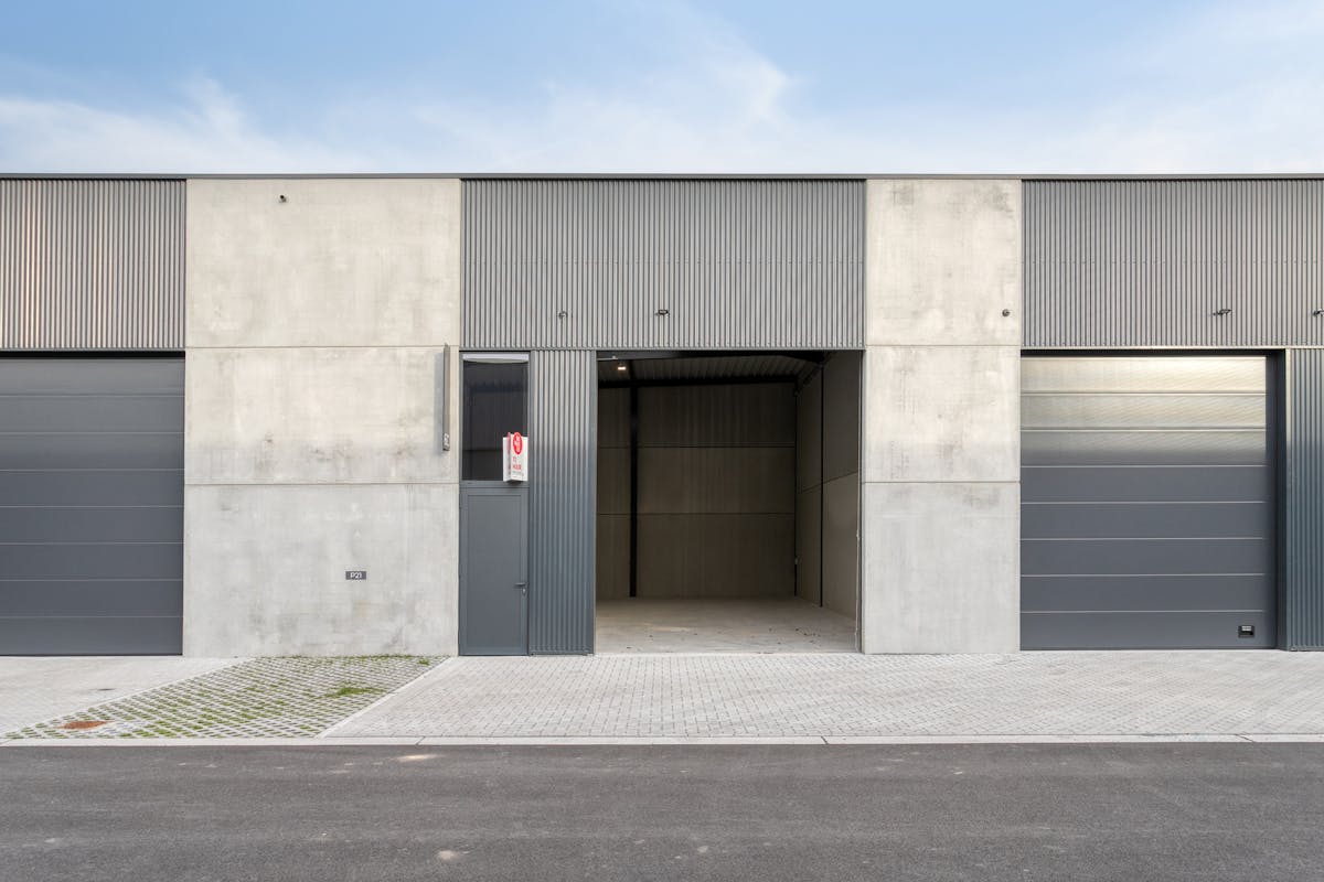 Nieuwbouw magazijn te huur in Pittem - foto 1