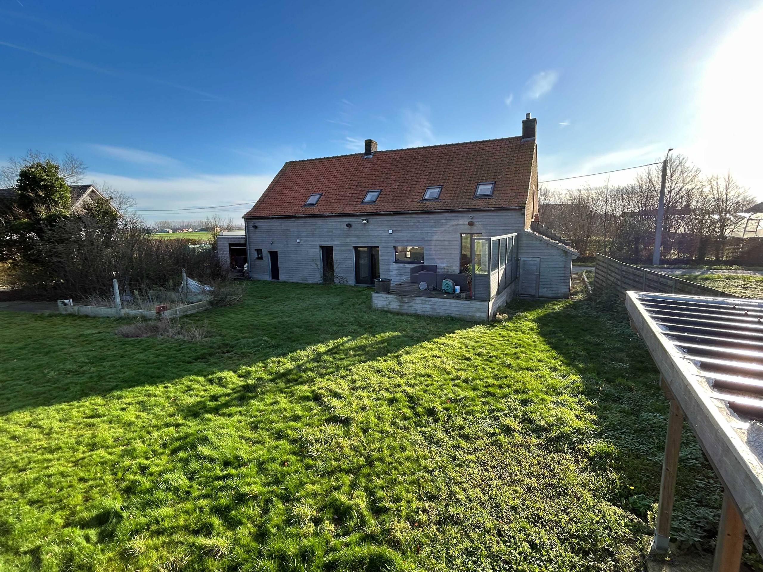 Huis te koop in Vlamertinge met 4 slaapkamers - foto 1