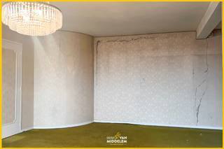 Immo Van Middelem vend cet appartement LUMINEUX à rafraîchir (+/- 70 m²) avec 2 chambres et terrasse dans le centre de Zellik. Il est situé au...