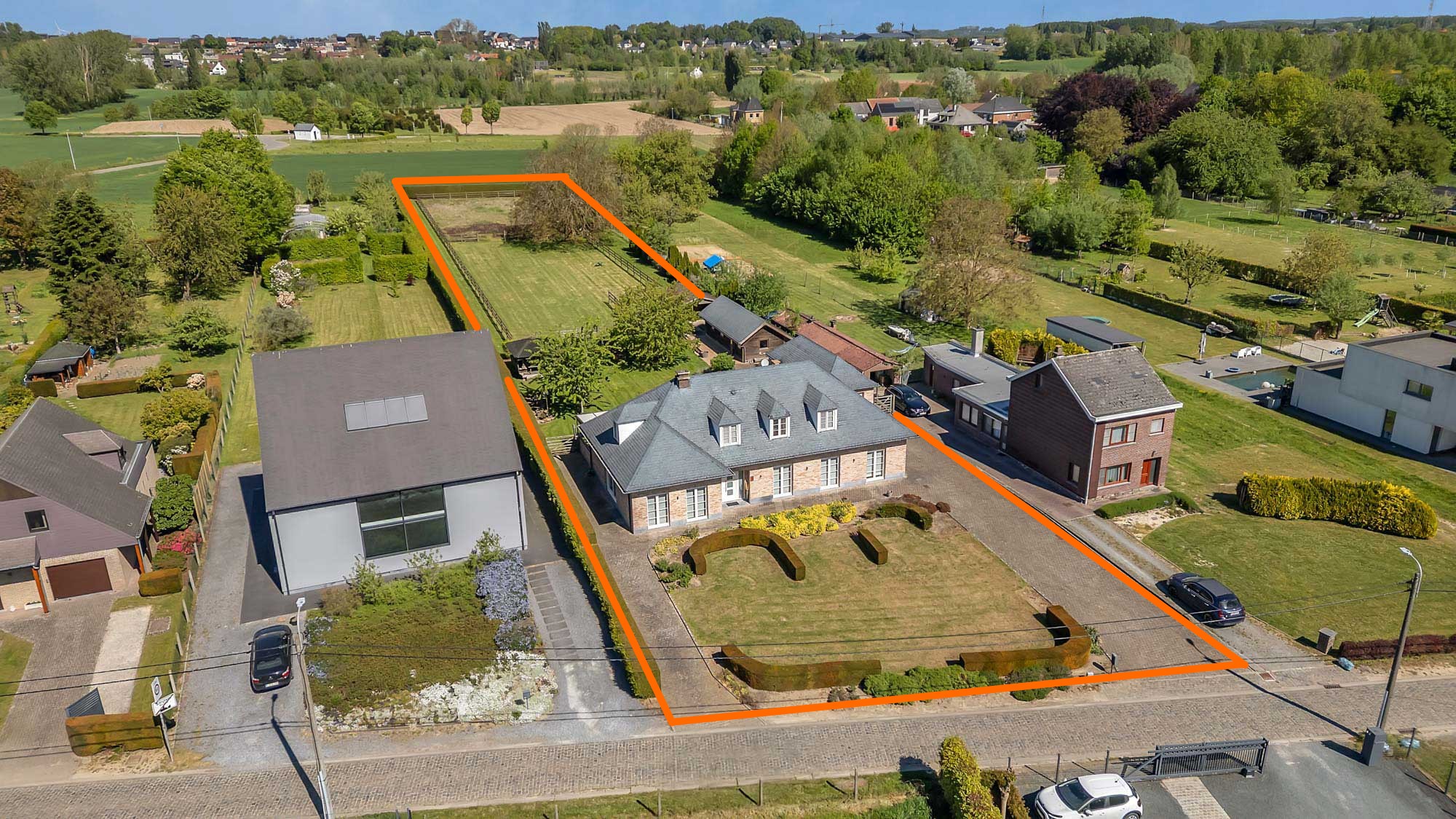 House for sale in Roosdaal with 4 bedrooms - photo 4