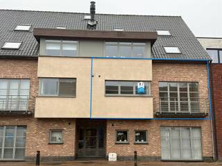 Vraag uw bezoek aan via info@optimusvastgoed.be!TE HUUR: Ruim appartement met 2 slaapkamers te Heusden-Zolder!Dit appartement bevindt zich op de...