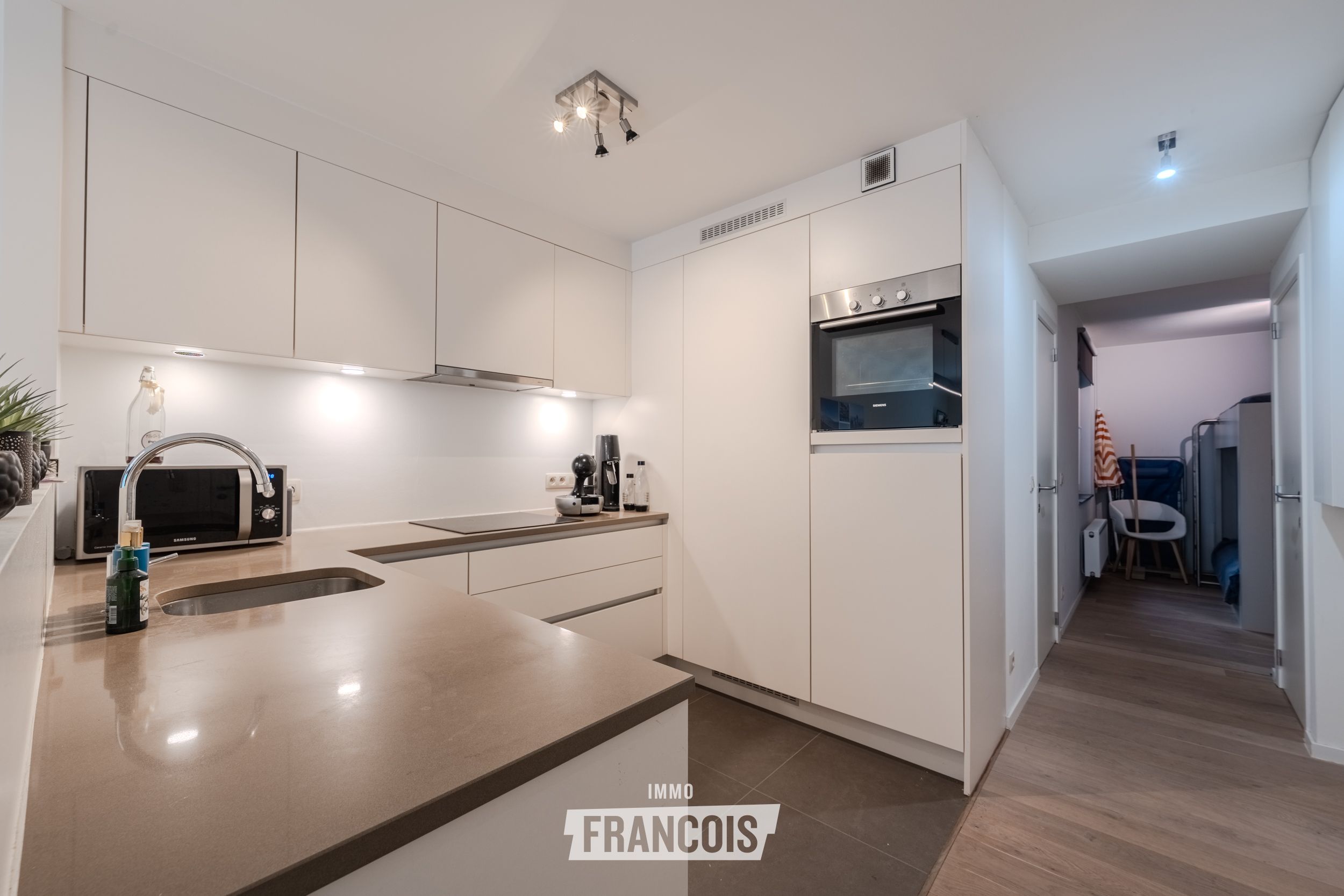 Recent appartement op toplocatie met 1 slaapkamer, EPC A en zijdelings zeezicht - foto 5