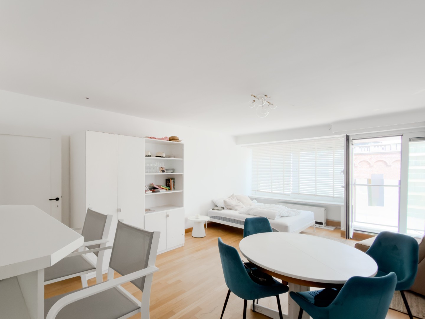 Apartment for sale in Knokke-Heist with 1 bedroom - photo 4