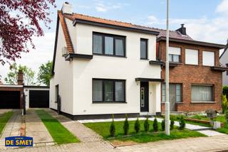 Via het zoekertje op onze website (https://www.vastgoeddesmet.be/huis-te-koop-in-aartselaar/7659511) kan u terecht voor een virtueel bezoek van...