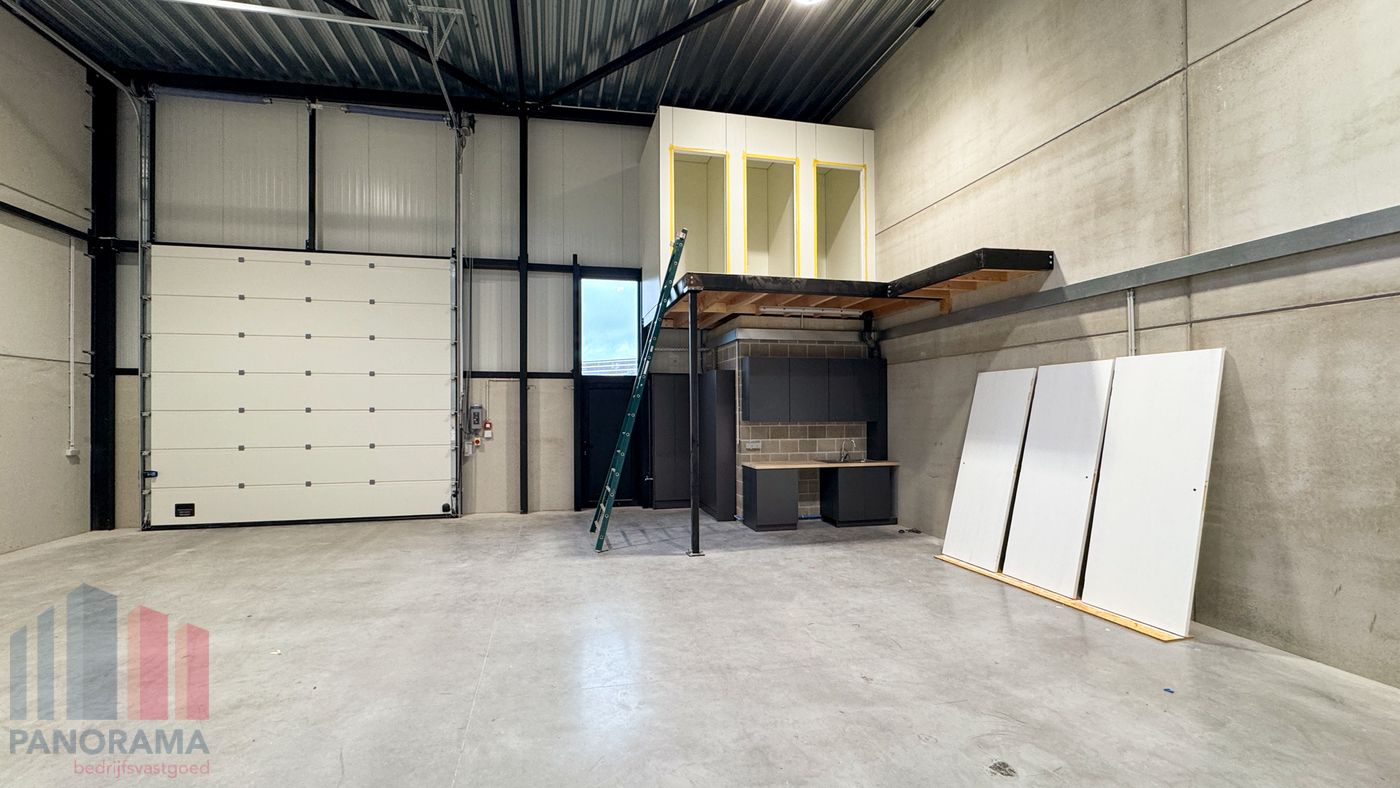 Nouvelle construction d'un local commercial de 183 m² à Zellik - photo 5
