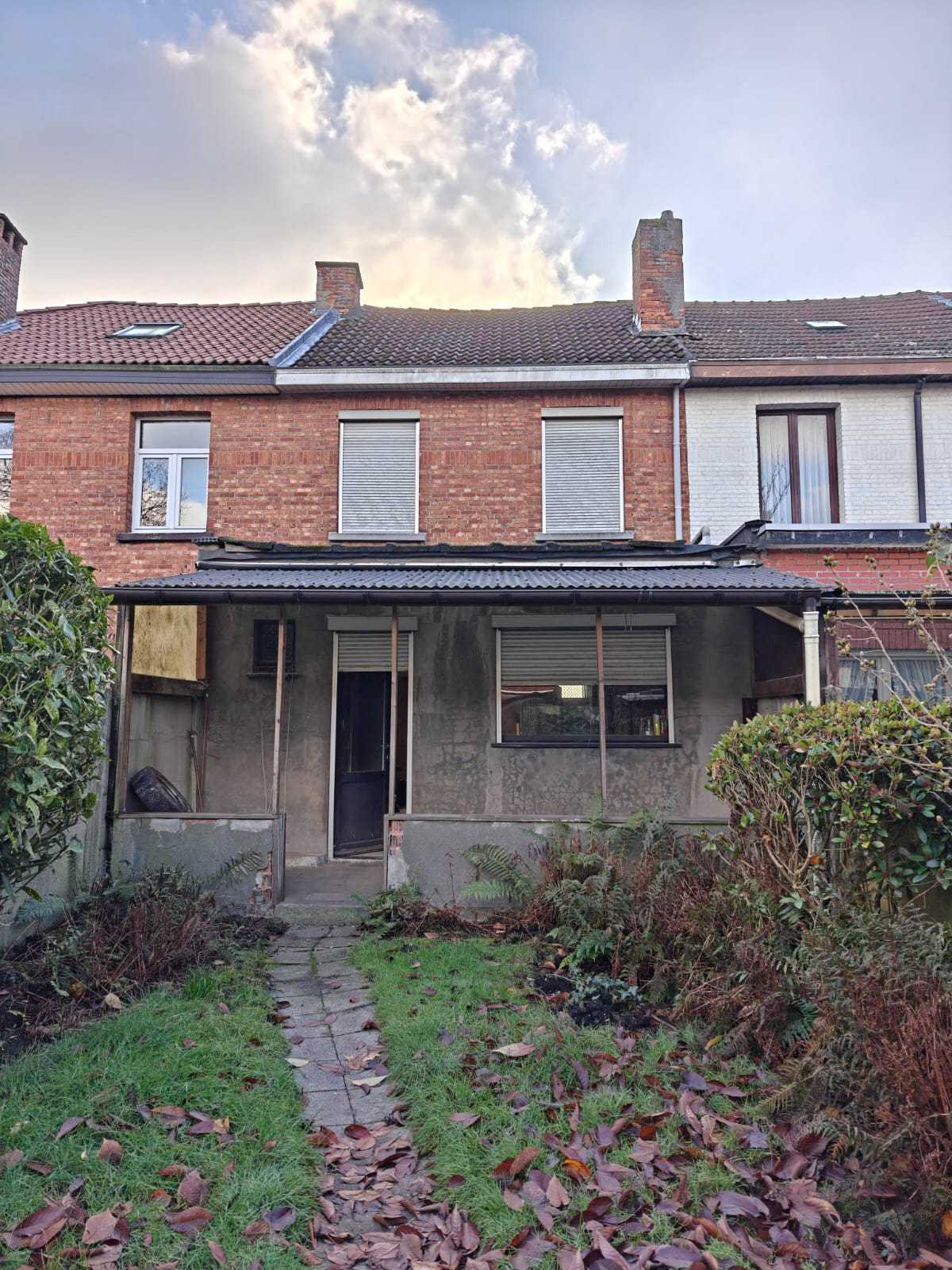 House for sale in Wilrijk with 5 bedrooms - photo 2