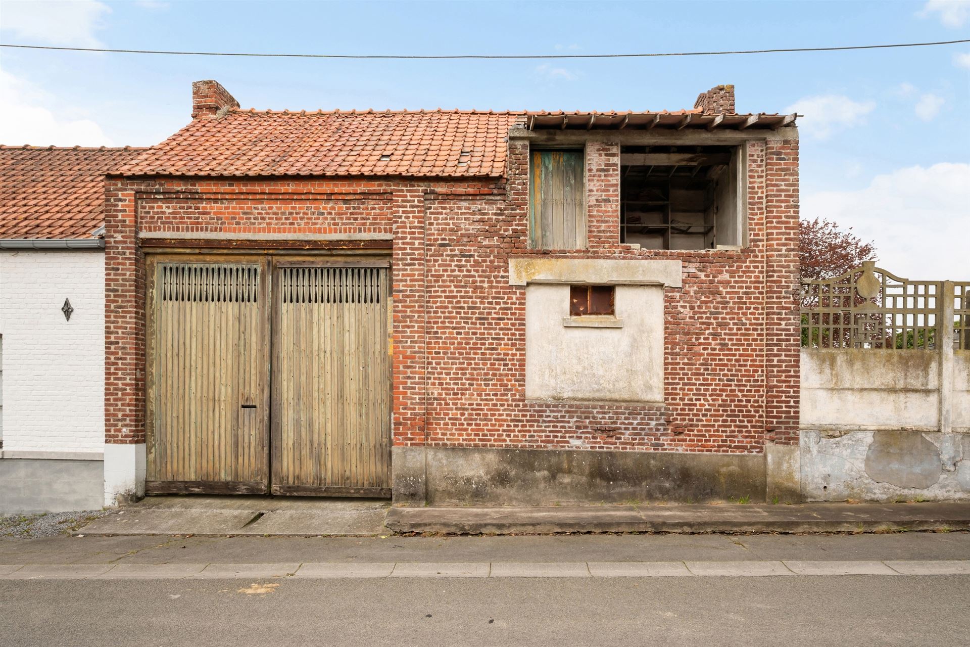 Te renoveren HOB, bouwgrond, schuur, ideale projectgrond!  - foto 5