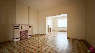 Bij ImmoFusion 7/7 “Open Huis”: klik op onze virtuele tour en wandel zelf door deze woning!Deze woning bevindt zich op een perceel van 3a 17c. Je...