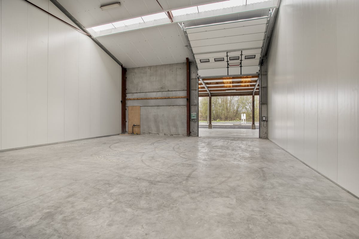 KMO-unit van 240 m² te huur in Kuurne - foto 3