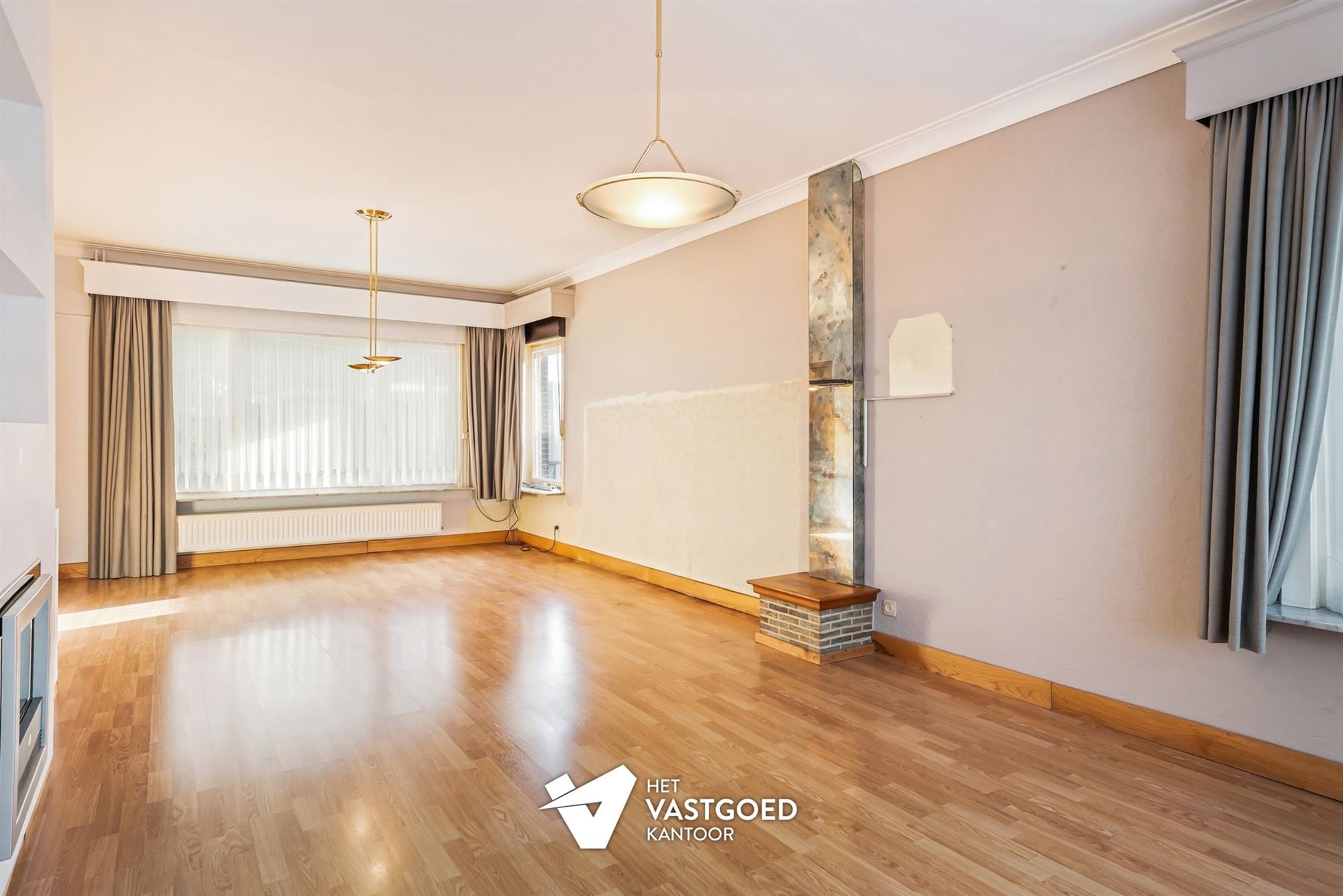 INSTAPKLARE WONING MET LEUKE TUIN EN GARAGE - foto 5