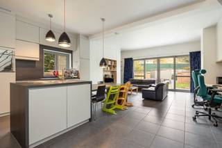 Energy efficient home with three bedrooms, garden and two parking spaces This recent home on the city outskirts of Mechelen is located in a quiet,...