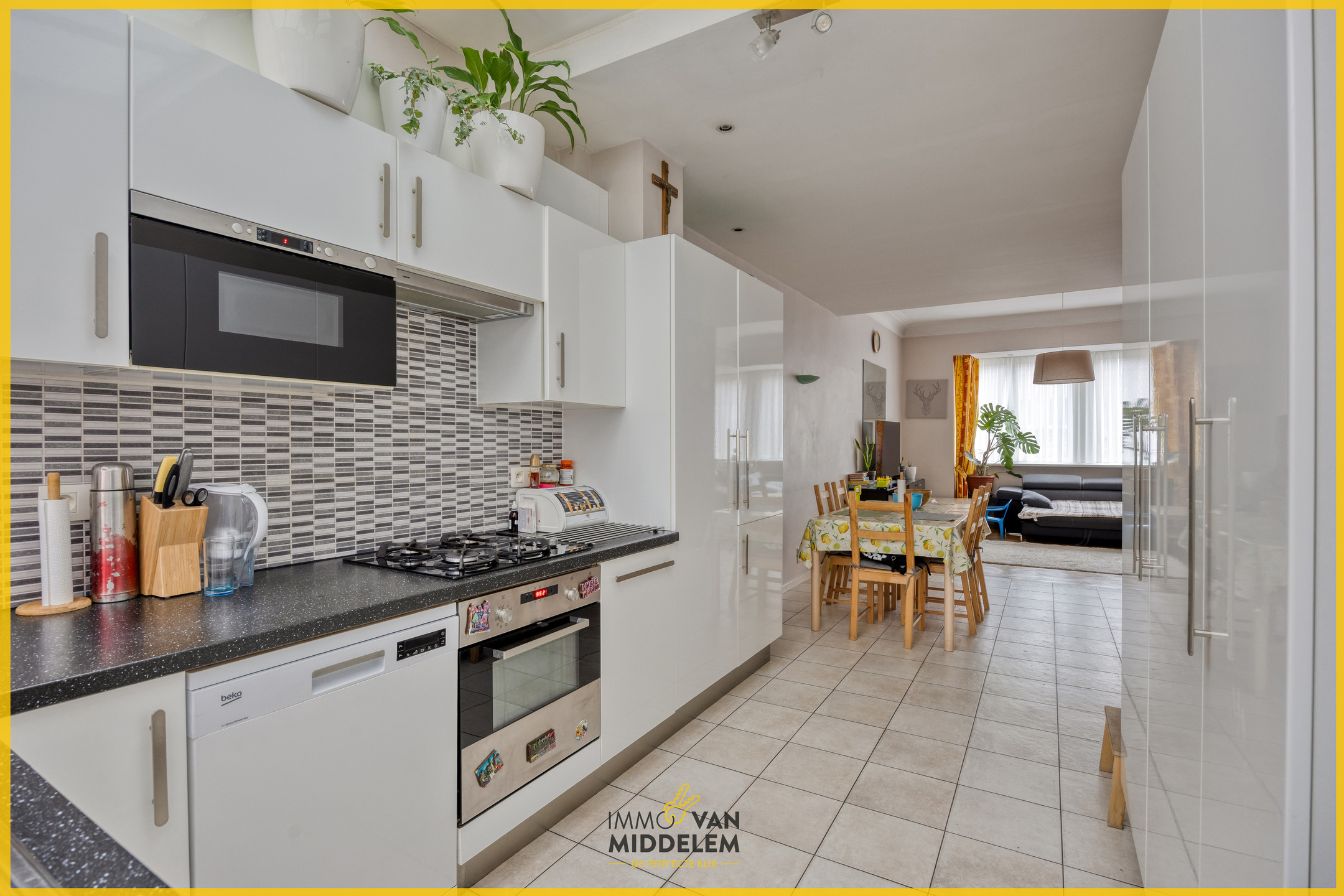 APPARTEMENT MET 2 KAMERS, TERRAS, TUIN EN GARAGE - foto 5