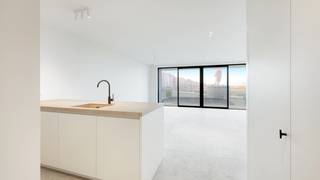 Te huur: Ongemeubeld nieuwbouwappartement met zicht op zee en RubenspleinPrachtig ongemeubeld nieuwbouwappartement op de eerste verdieping met...
