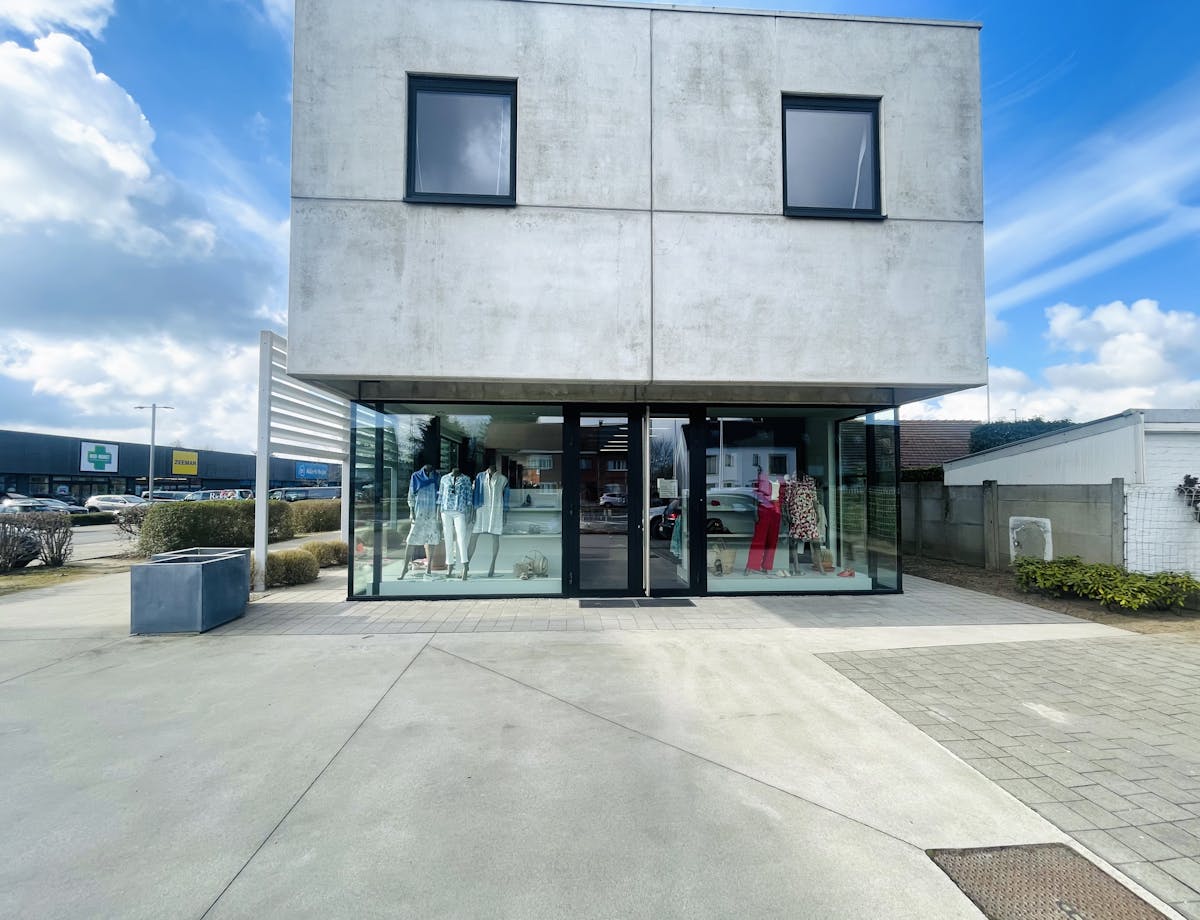 Handelspand (200 m²) te huur in Lokeren - foto 2