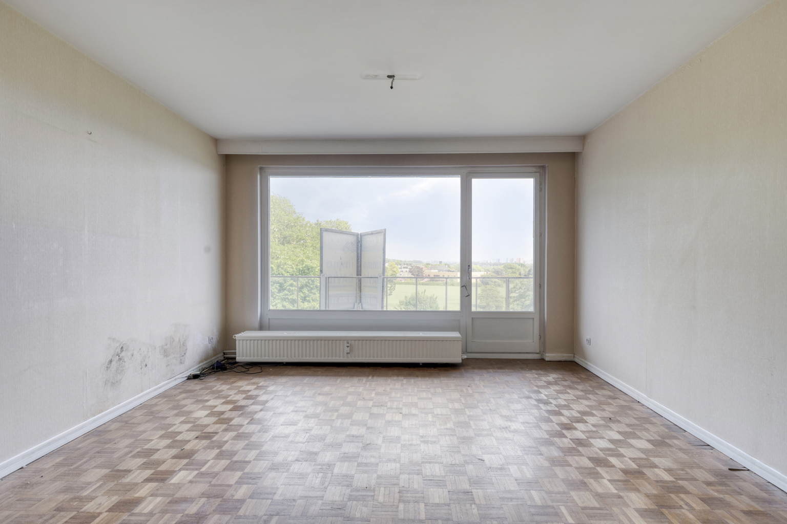 Lichtrijk 2-kamer appartement met terras en kelder - foto 4
