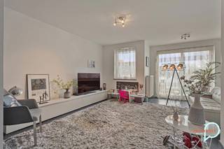 Voor meer info of een bezoek contacteer Sebastian op het nummer 0497 12 60 26 of mail naar sebastian@properties-makelaars.beZeer goed onderhouden...